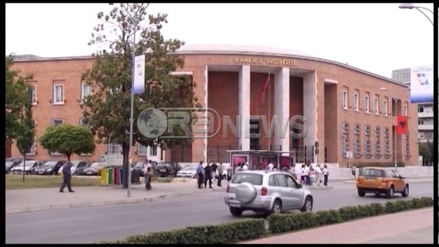 Ora News – Bizneset, hua për shpenzime të përditshme, më pak për investime
