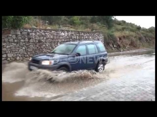Ora News – Shkodër, rruga e re e Shirokës u përmbyt sapo u ndërtua