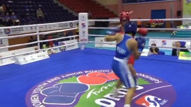 Yıldız ve Genç Bayanlar Avrupa Boks Şampiyonası Ordu?da Başladı