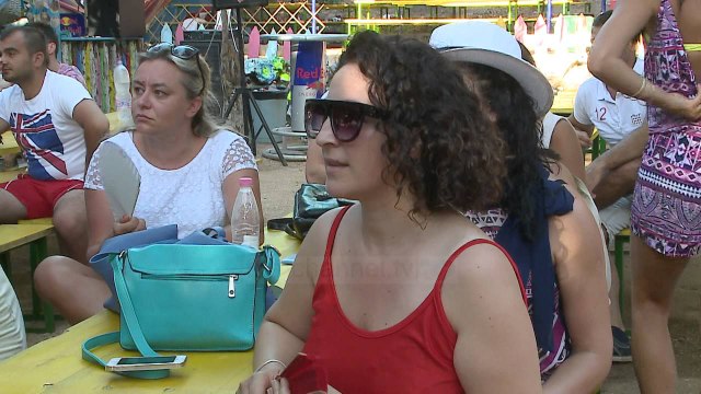 Punësimi në administratë përmes shkollës verore - Top Channel Albania - News - Lajme