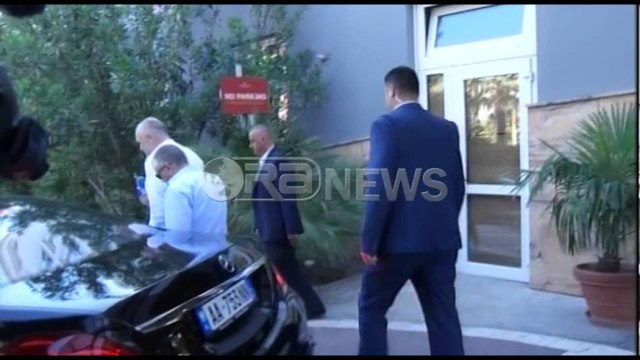 Ora News – Rama takon dy deputetë të PDIU për reformën në drejtësi