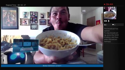 Eating Noodle For The Starving! (3)