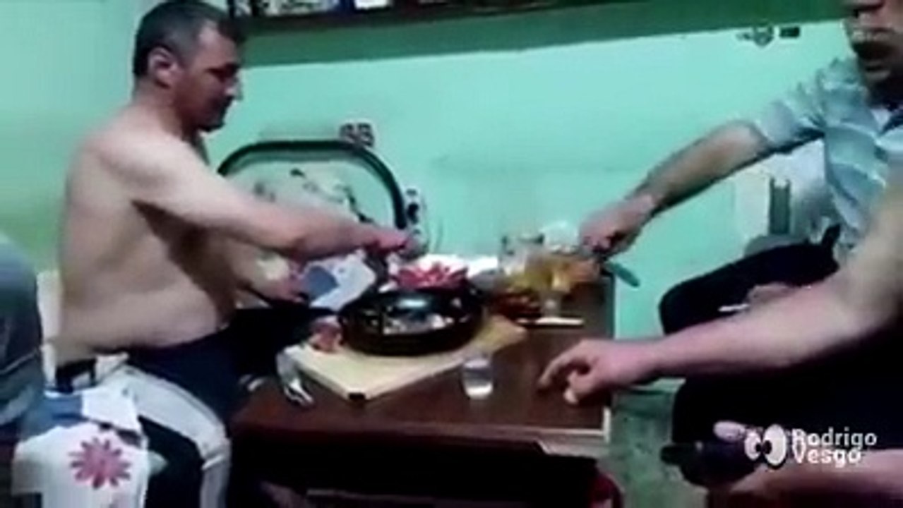 Fogo goela a baixo .