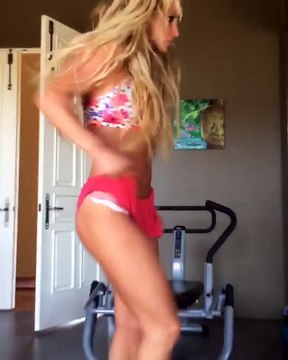 Britney Spears hizo un baile con ropa atrevida y se convirtió en viral