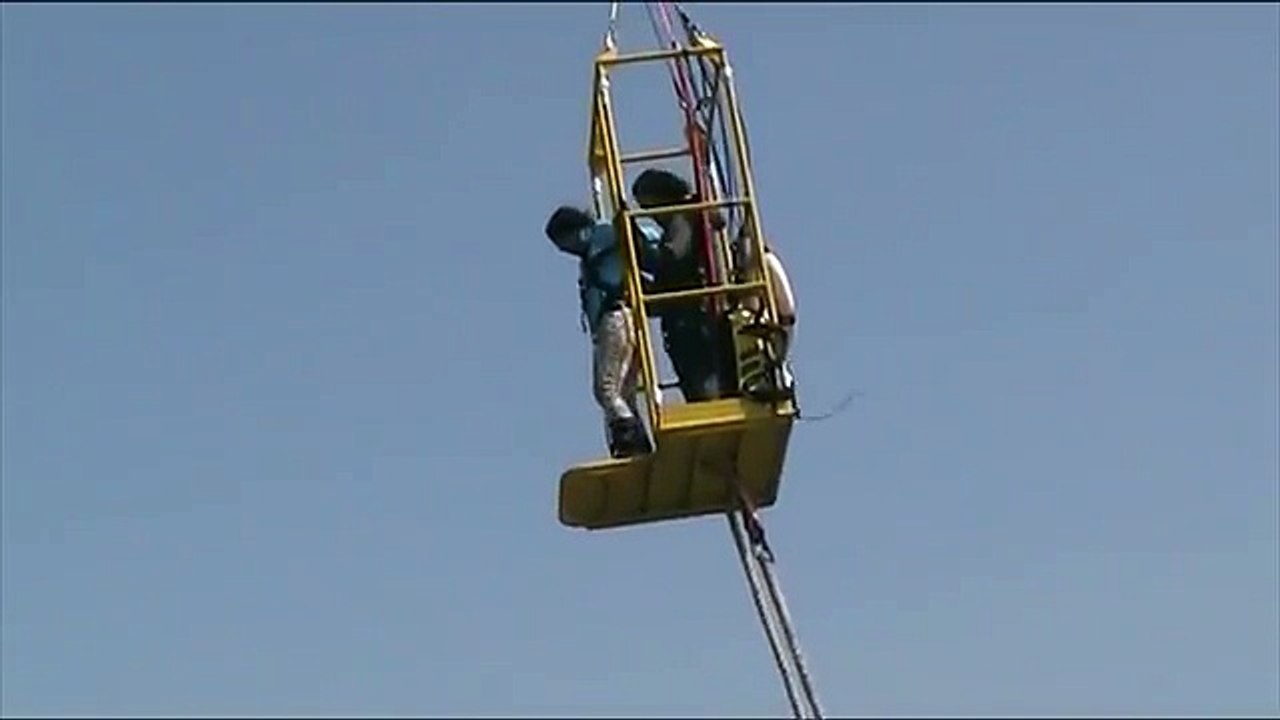 Bungee jump Scheveningen NL. 2-2