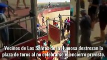 Diez vecinos denunciados por destrozar una plaza de toros al