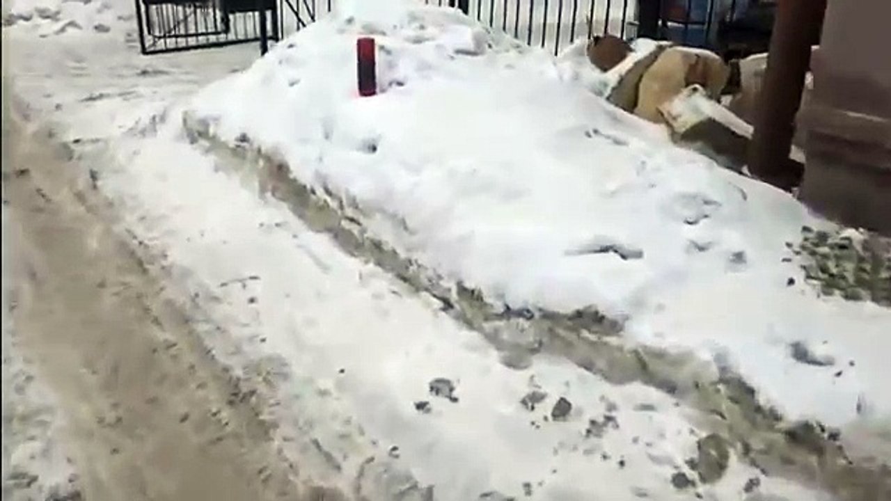 De la neige orange en Russie