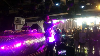 Tìm lại - Quang Anh live at Soobin Hoàng Sơn minishow & birthday party 4/9/2016