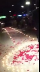 Màn cầu hôn náo loạn rạp chiếu phim Hà Nội