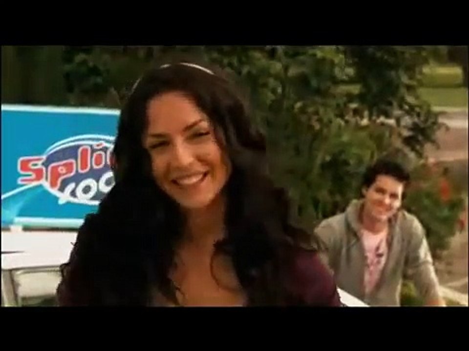 Niños ricos, pobres padres - Pilot