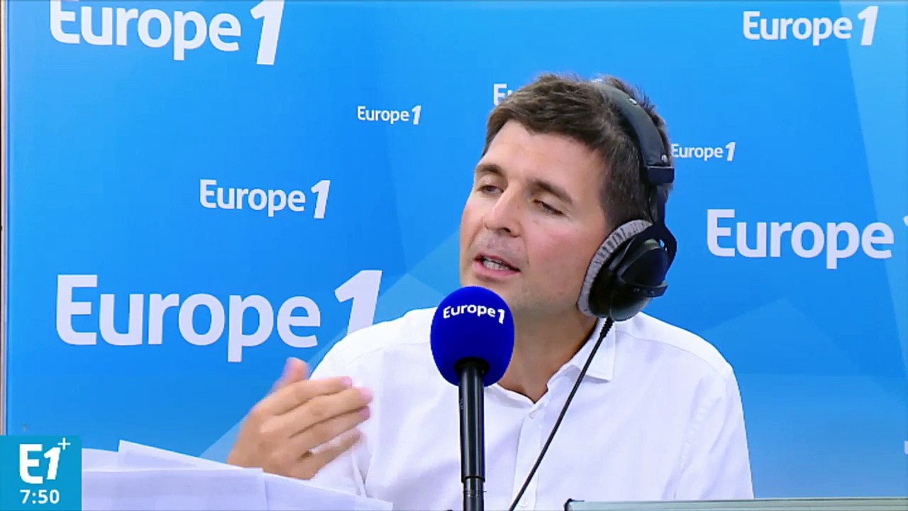 Sardou et Chirac "se passaient les bouteilles de Corona sous la table"