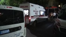 Malatya - Eşini Boğazını Keserek Öldürdü, Polisi Aradı