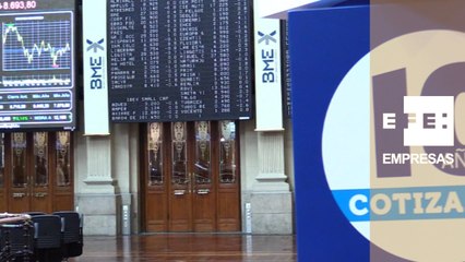 La Bolsa española juguetea con los 8.700 puntos en la apertura