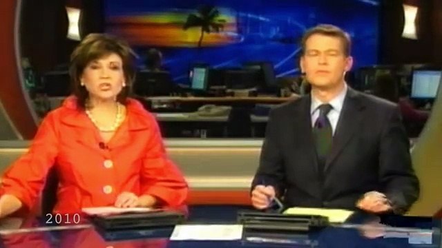 Si lava le mani e si guarda allo specchio. Quello che succede lo cambierà per sempre...