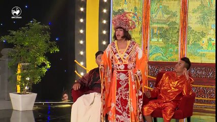 Đấu trường tiếu lâm: Trấn Thành bị chọc ngoáy việc hôn Hari Won trên vỉa hè