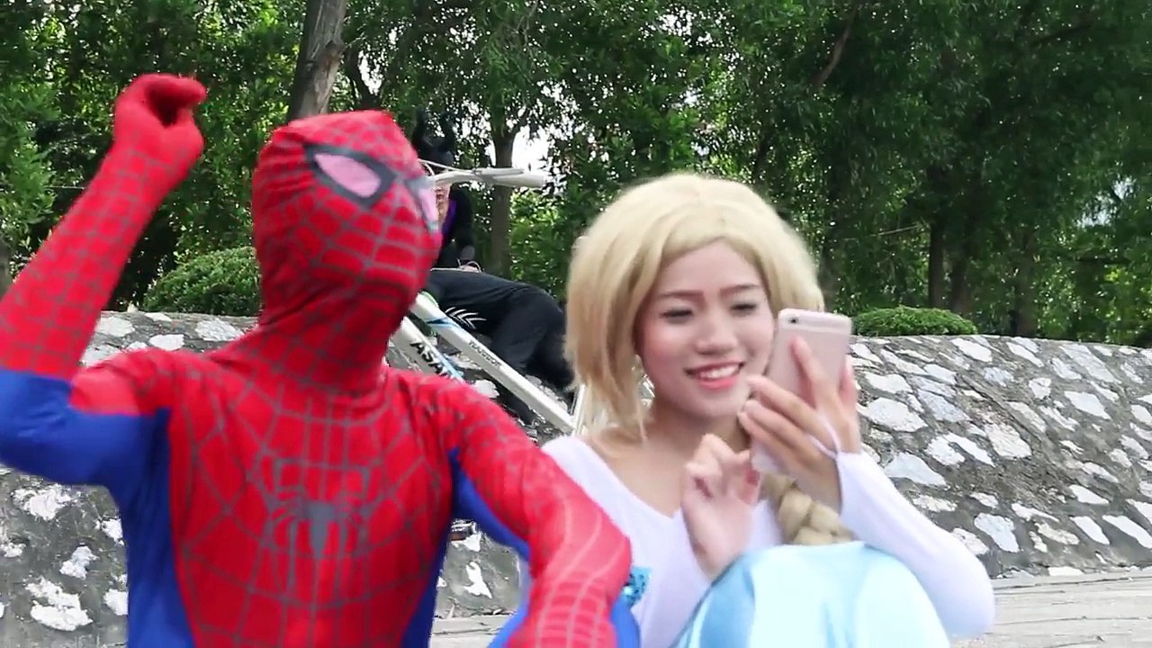 Funny Spidernan In Realife ! Trung Thu in Viet Nam - #Black Spiderman Troll Boom 2016