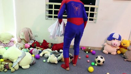 #Spiderman Vs Flozen Elsa in Realife ! Maleficent Drop Tacks , Black Spiderman Bicycle Robbery