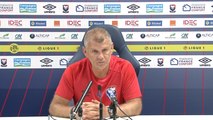 La conférence de presse avant Angers SCO - SMCaen