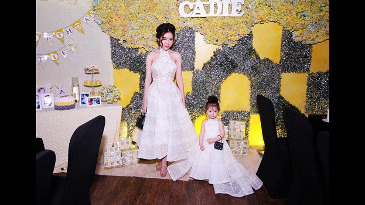 Cadie Mộc Trà diện đầm đôi cùng mẹ trong tiệc sinh nhật 2 tuổi