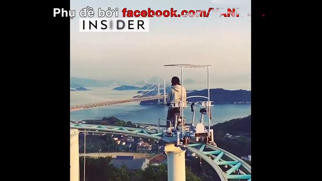 Đạp xe trên đường ray tàu lượn siêu tốc hút 24 triệu lượt xem