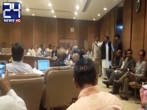 Intensive Fight Between Sheikh Rasheed & Abdul Manan In Meeting