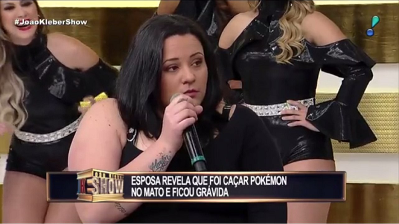 Mulher foi caçar Pokémons e voltou grávida...