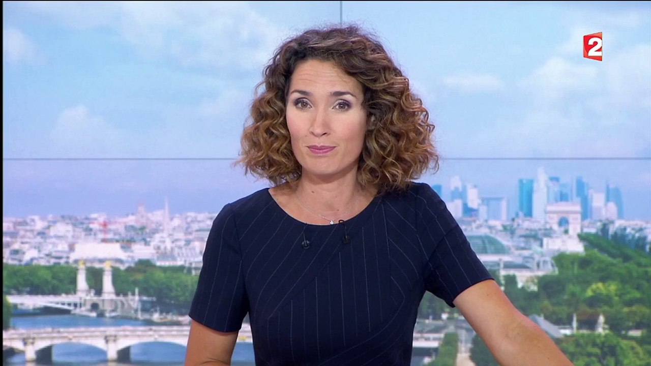Surpopulation carcérale : Jean-Jacques Urvoas présente son plan d'action à Fresnes