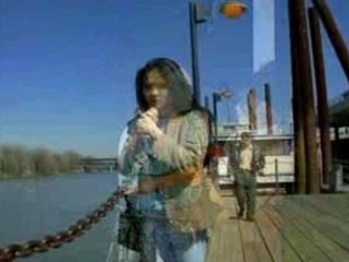 Bay Ngay Doi Mong - Tami Le