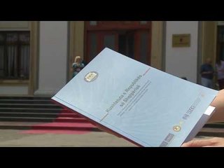 Reforma, ndërhyrja e Hahn bashkon qëndrimet e palëve - Top Channel Albania - News - Lajme