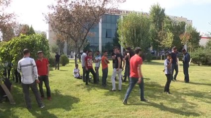 Terör Mağdurlarının Binasını Yıkan Dbp'li Belediyeye Tepki