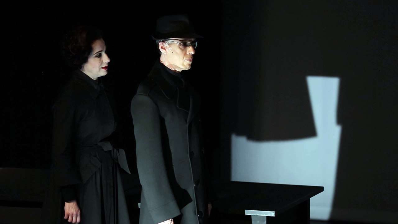 Extraite de DÉSHONORÉE