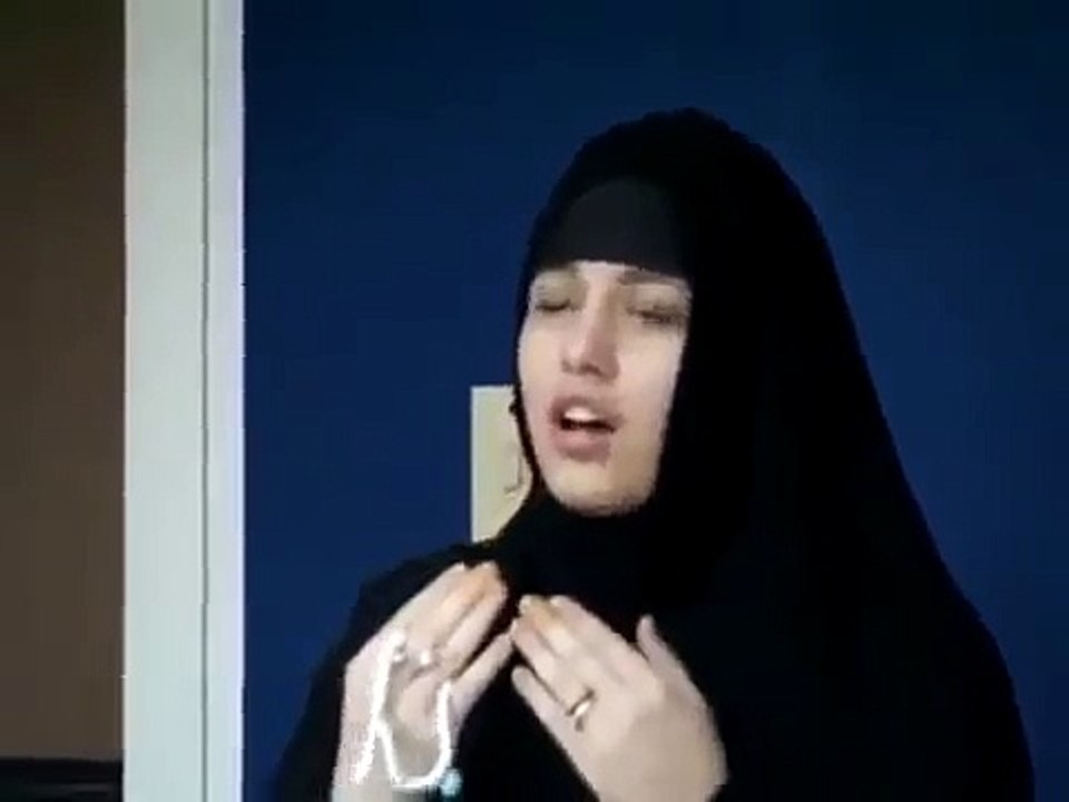 American Christian Women Converts To Islam - Very Emotional-MP4  480p