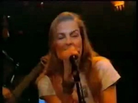 Etienne Daho & Elli Medeiros 'Beauty and Pride'