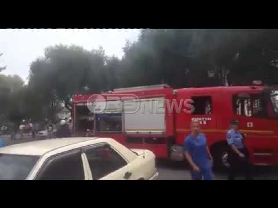 Ora News – Pacienti i vë flakën vetes në repart...