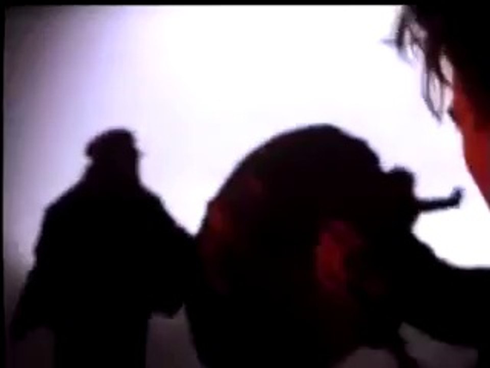 Day 2 of my 80s tracks...The Cure...Why can't I be you...classic. Initially not appreciated by a 15yr old Sarah now totally loved !