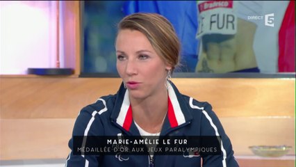Marie-Amélie Le Fur, l'étoile des Paralympiques - C à Vous - 20/09/2016