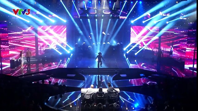 Vietnam's Got Talent 2016 - Chung kết 2 - Nhóm nhảy đèn led 218