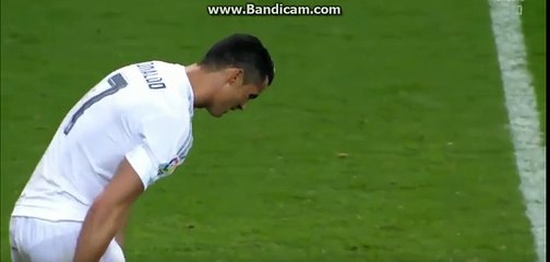 Tình huống Ronaldo bị đau trong trận gặp Villareal