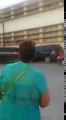 Mujer choca el carro de su ex al encontrarlo con otra mujer
