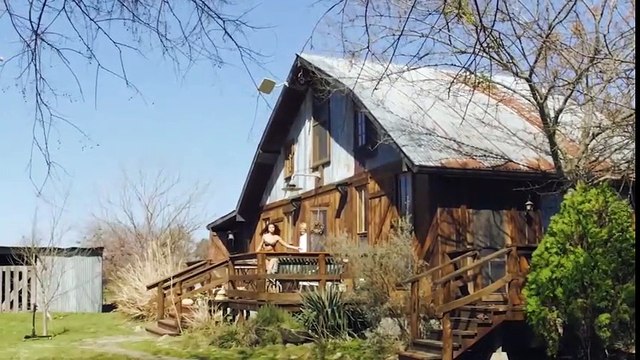 Toát mồ hôi với hậu trường chụp ảnh nóng bỏng của Selena Gomez