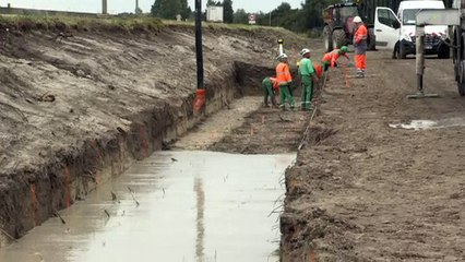Muro para conter imigração começa a ser construído em Calais