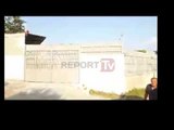Report TV - Qëllohet me armë nga jashtë burgut të Vaqarrit një kosovar