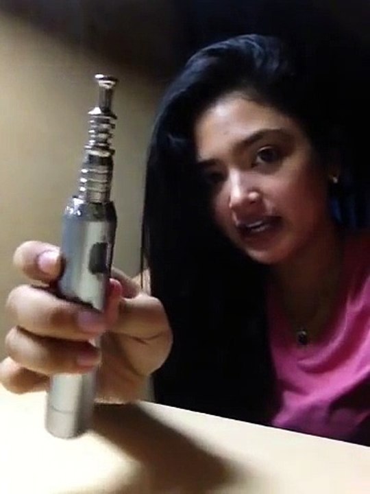Unique vape-smoke trick