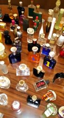 parfüm şişesi kolleksiyonu satılık 2150 adet