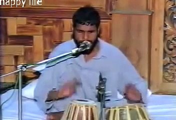 Amazing Singer same like kamar sano voice