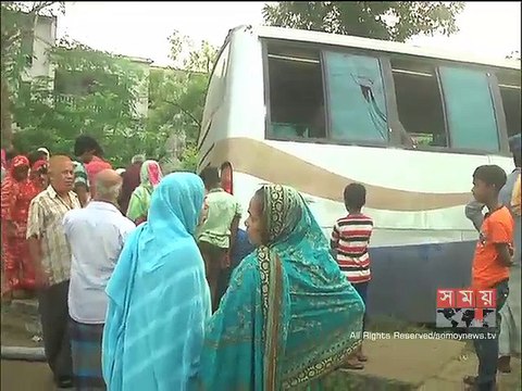 বাস নিয়ন্ত্রণ হারিয়ে বসতবাড়িতে, স্বামী-স্ত্রীর মৃত্যু