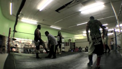 Lowrider & Syrus vs Sangre Guerrera Jr and Maligno (CMMLL)