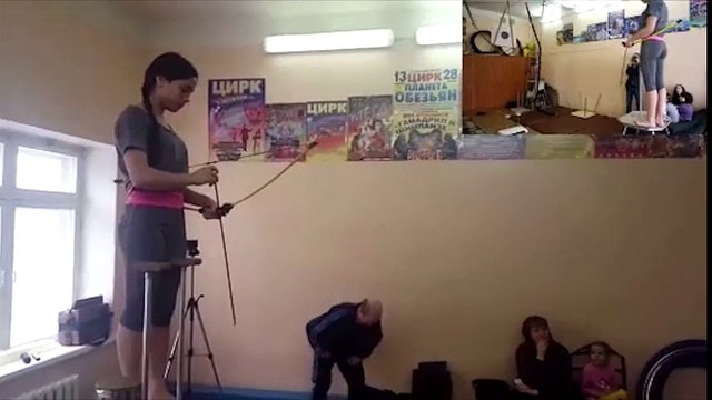 Ngả mũ thán phục khi chiêm ngưỡng tài nghệ bắn cung bằng chân của thiếu nữ 19 tuổi