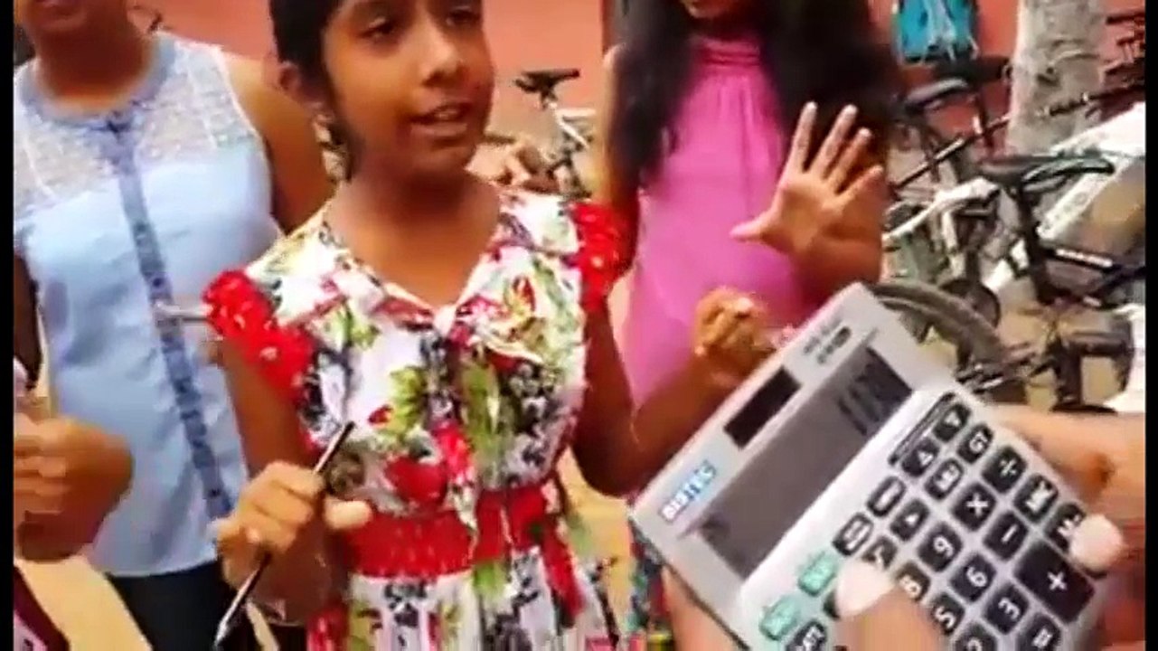 Choáng với cách tính nhẩm bá đạo của trẻ em Ấn Độ