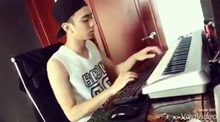 Soobin Hoàng Sơn thể hiện khả năng chơi organ